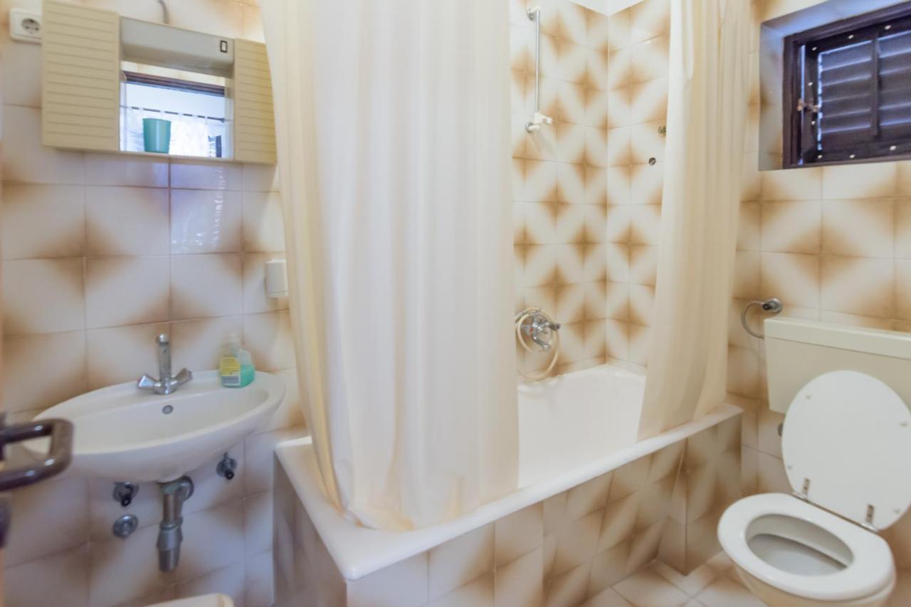 Apartman Zvjezda Biograd Na Moru Luaran gambar